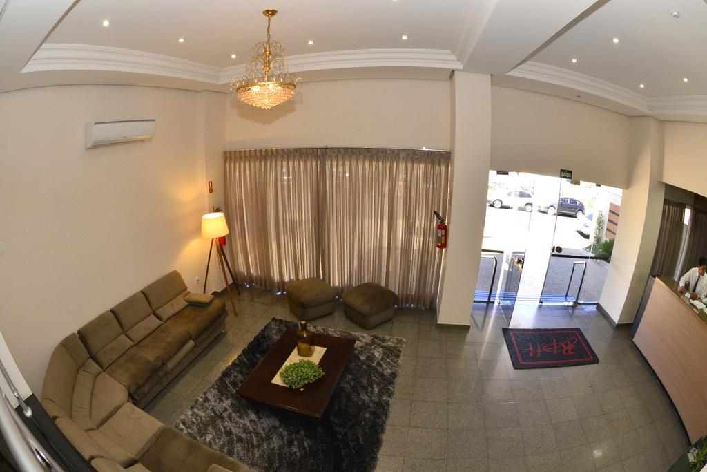 Biazi Plaza Hotel バウル エクステリア 写真