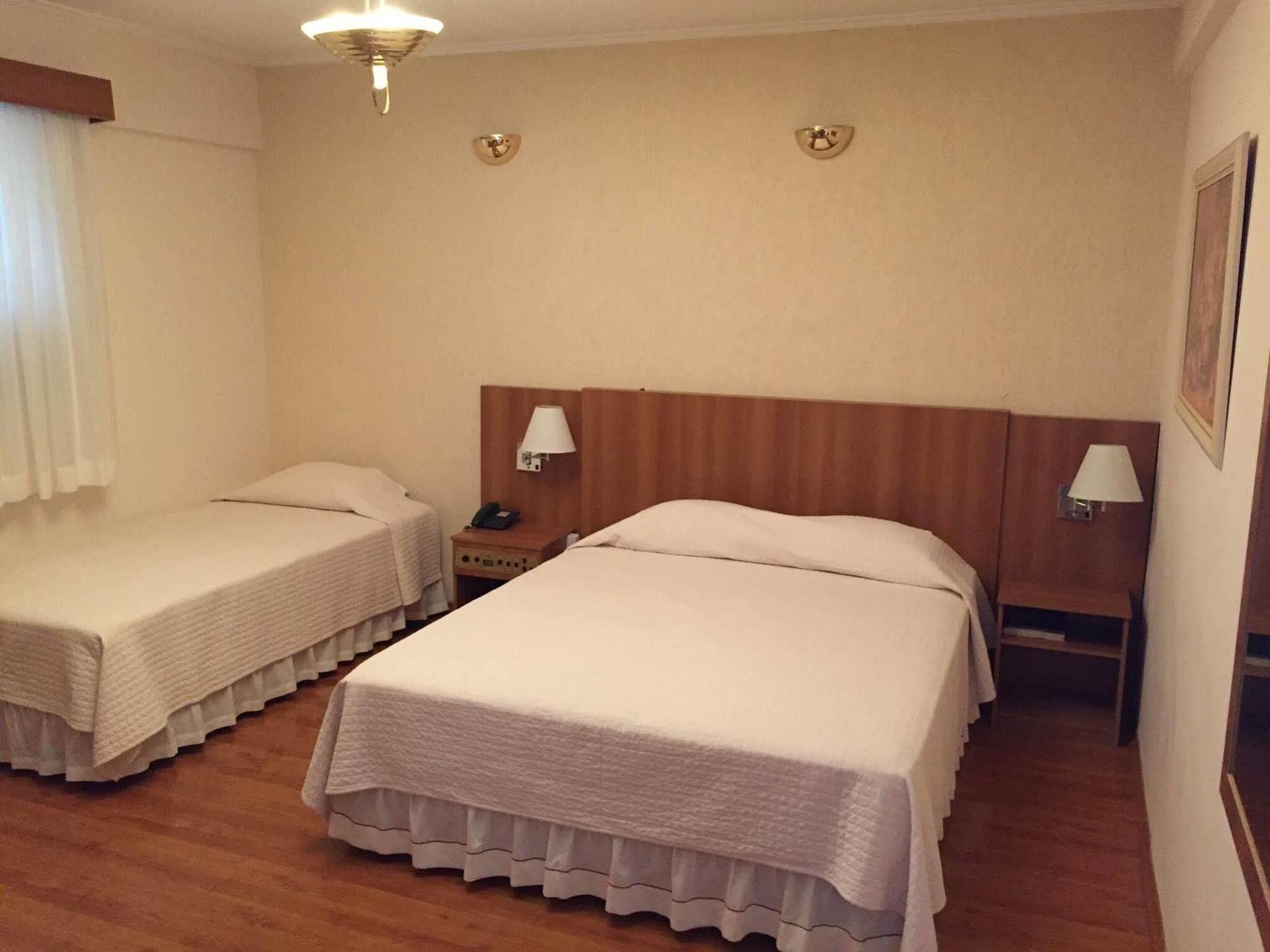 Biazi Plaza Hotel バウル エクステリア 写真